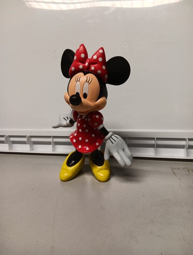 Rare minnie mouse - rare, plastic